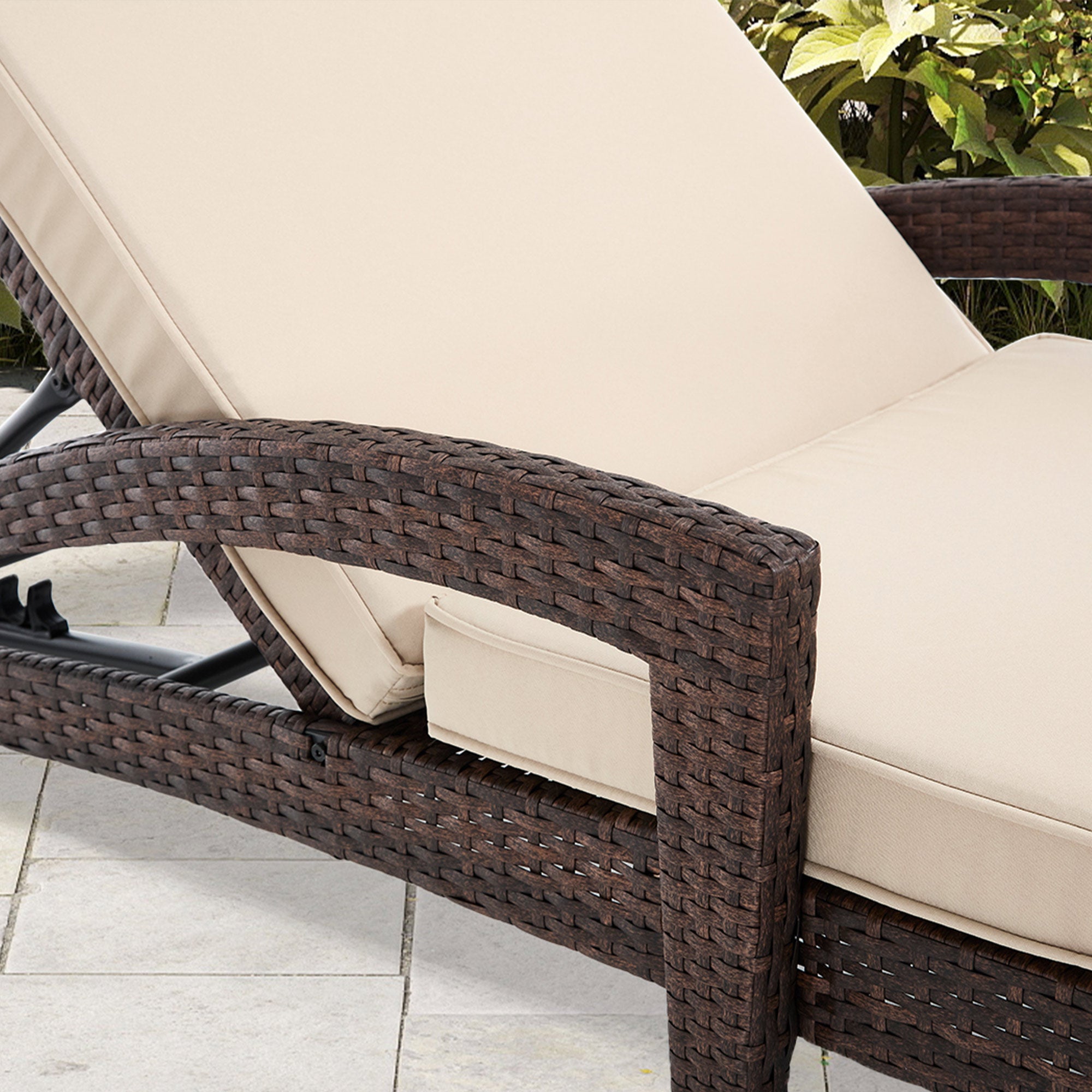 Brich Rattan Chaise Lounge with wheels (Set of 2)