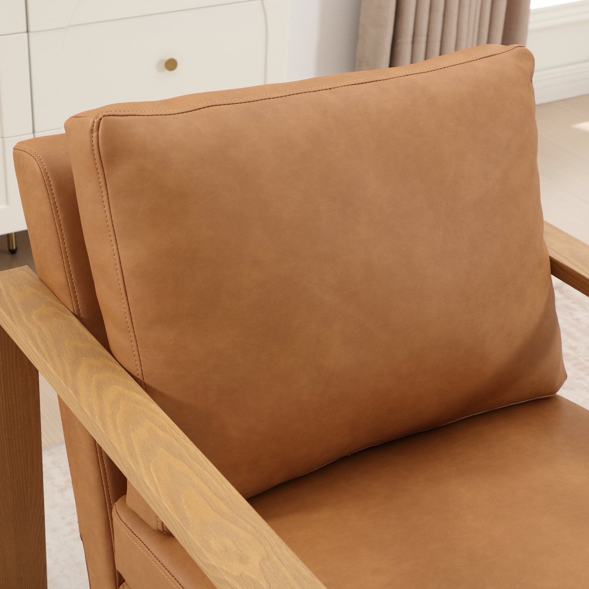 Eddie Lounge Armchair