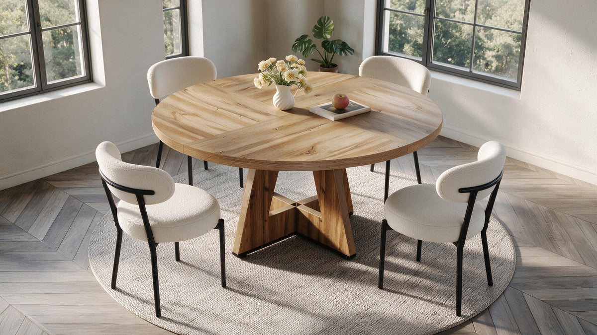 Fabi 47 Round Table + 4 Sarah Chairs